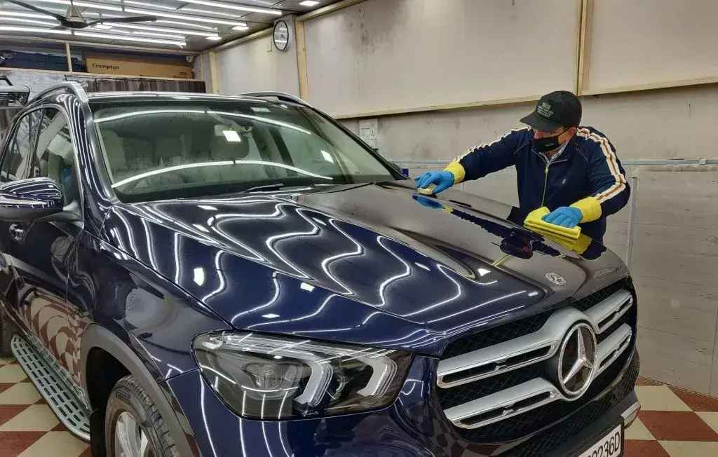 Car Shine Treatment Service in Delhi: Bring Back the Gloss Your Car Has Lost